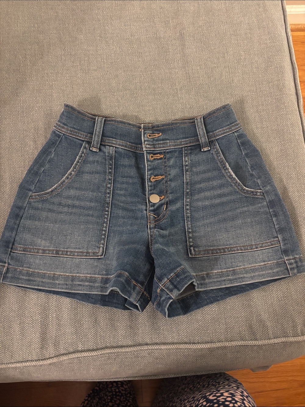 Evereve denim shorts